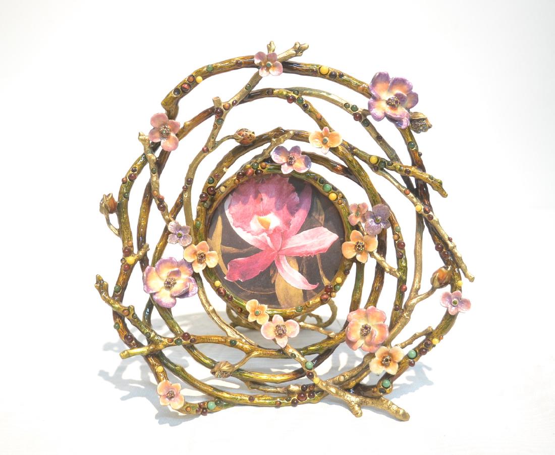 JAY STRONGWATER ENAMELED BRONZE ROUND BRANCH: FLOWER & FOLIATE FRAME - 9 1/2" x 9" OVERALL PICTURE IS 2 3/4" ; NEW WITH ORIGINAL BOX