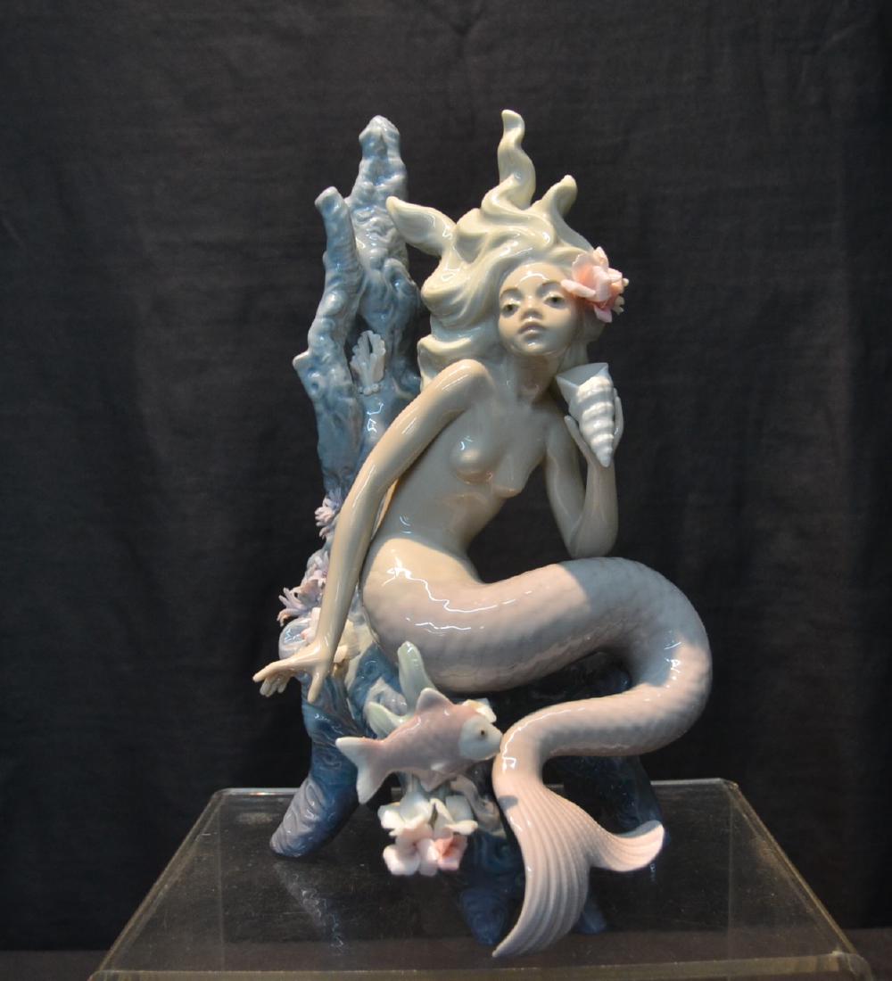 LLADRO "OCEAN BEAUTY" MERMAID WITH SEA SHELL