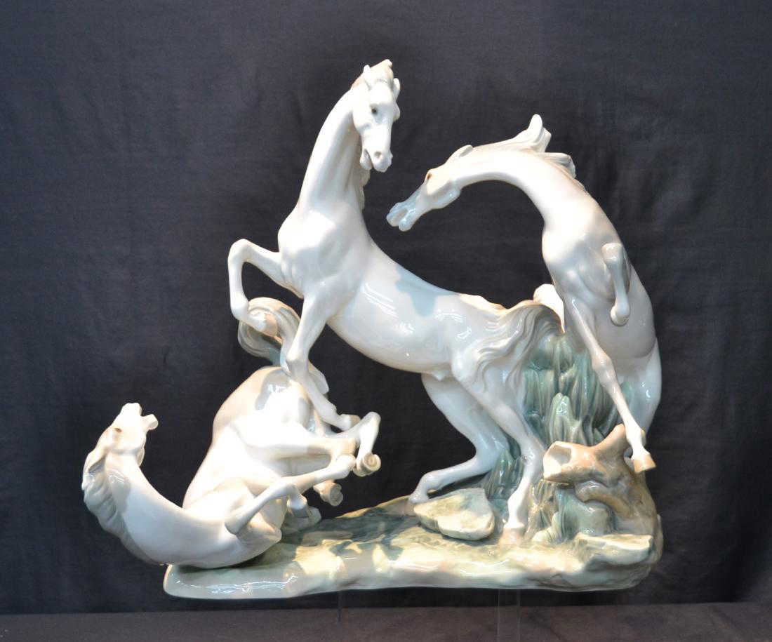 LARGE LLADRO HORSE GROUP
