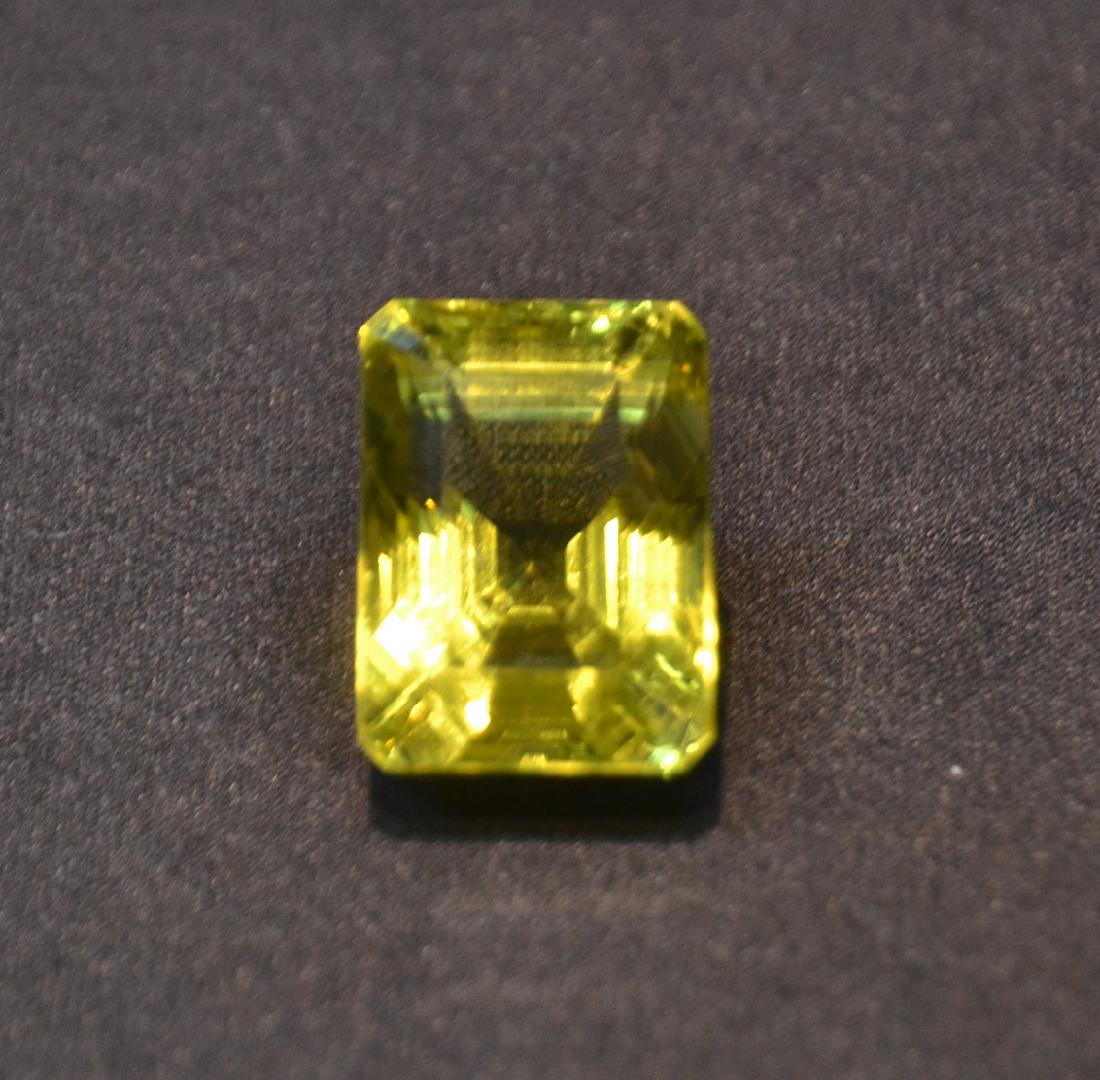 LARGE APPROXIMATELY 70ct EMERALD CUT BERYL STONE: LARGE APPROXIMATELY 70ct EMERALD CUT BERYL STONE