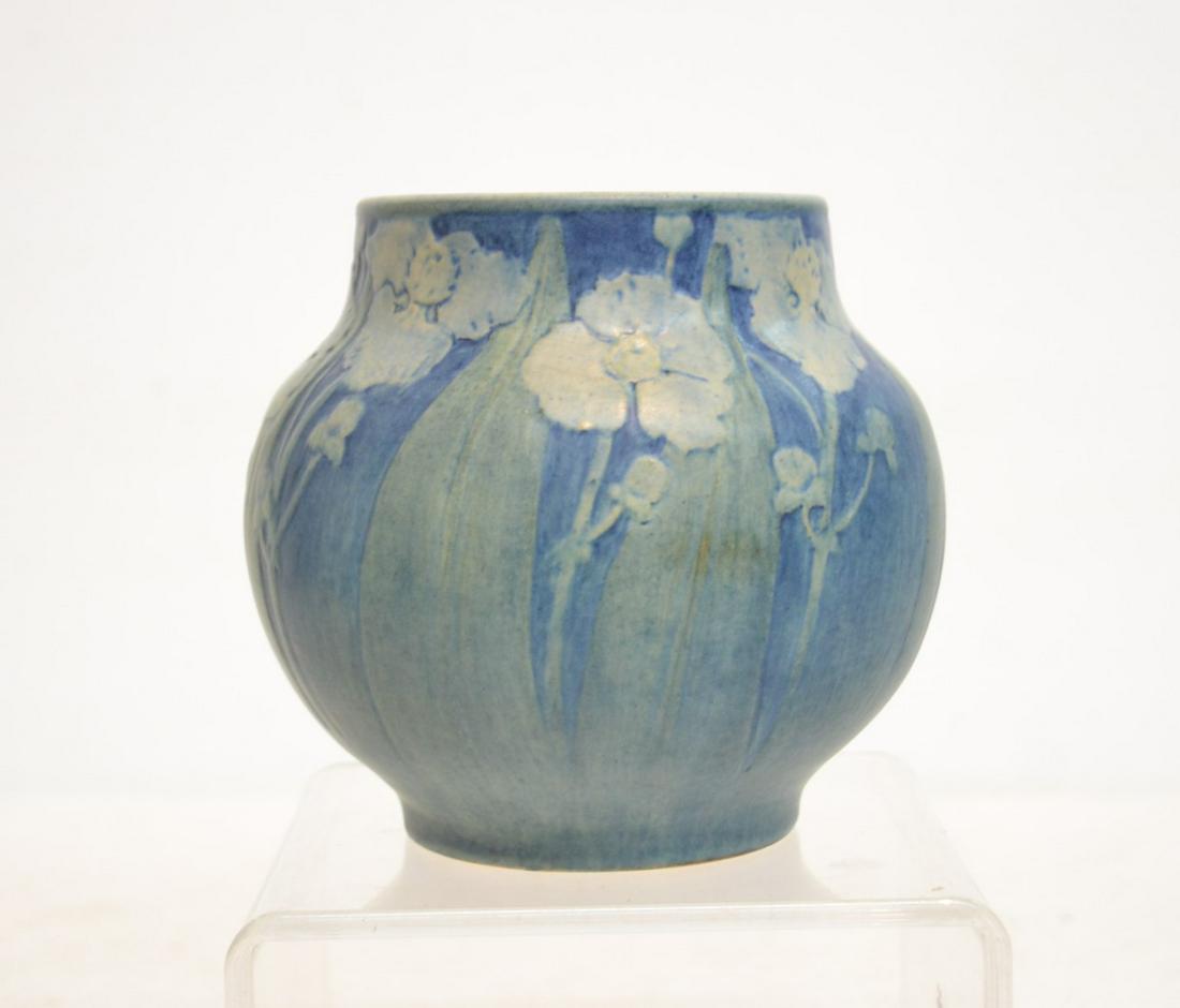 NEWCOMB COLLEGE ART POTTERY VASE: STYLIZED WITH FLOWERS , INCISED KY64 ; INITIALED HB , FOR ARTIST HENRIETTA BAILEY , NUMBERS 273 - 5" x 5 1/4"
