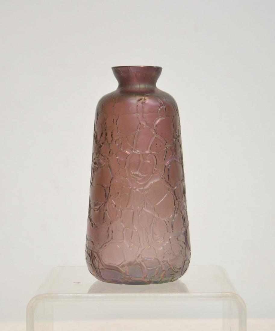 PURPLE LOETZ STYLE CRACKLE ART GLASS VASE: 3" x 6"