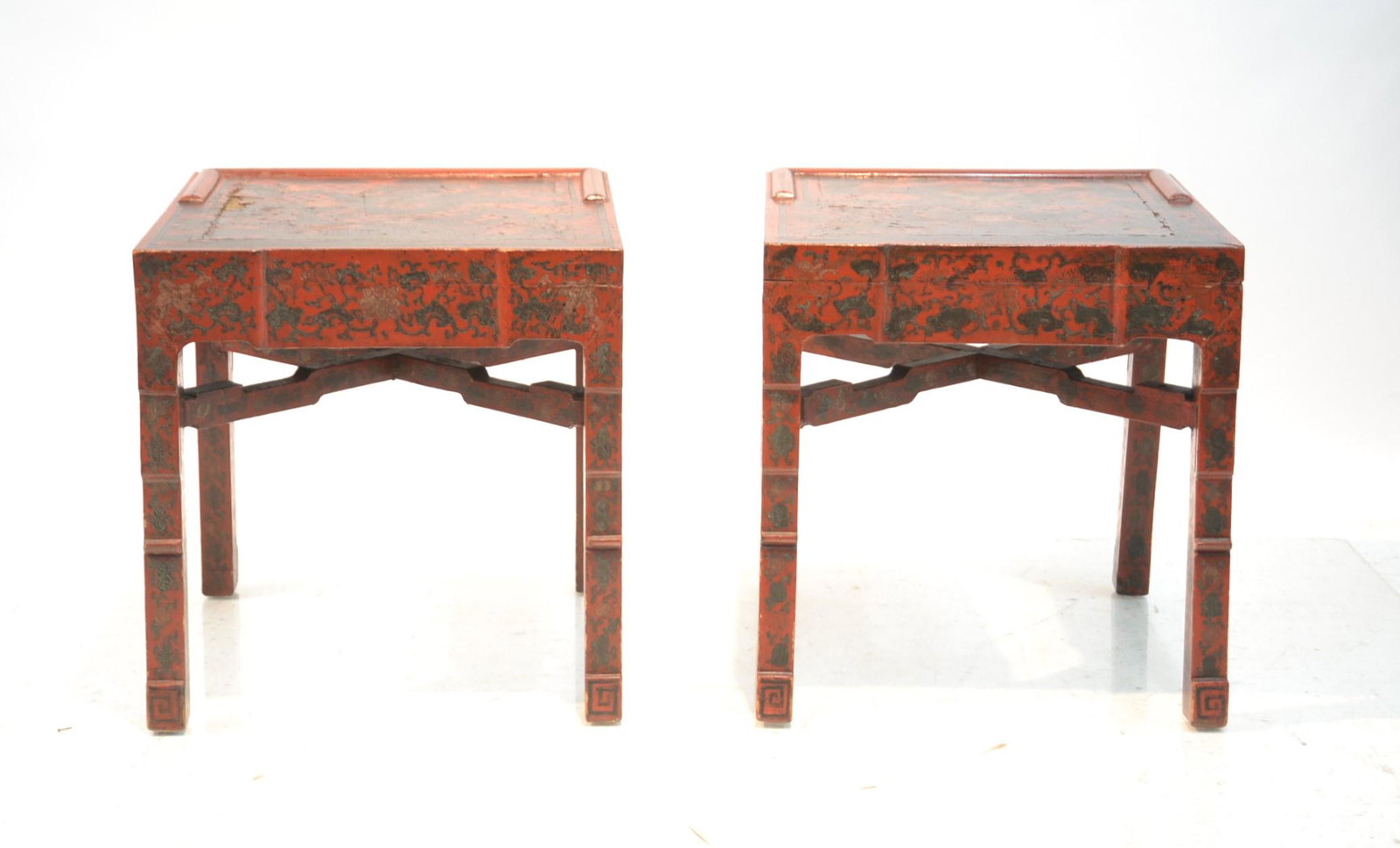 (Pr) RED LACQUERED CHINOISERIE TABLES: WITH DRAGONS (SOME LOSS) 18" x 18" x 20"