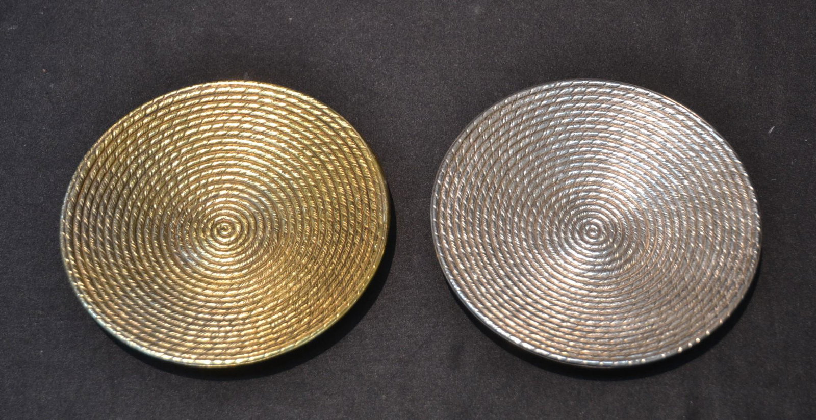 (2) TIFFANY & Co. MAKERS STERLING DISHES: "BAMBOO PATTERN" TIFFANY & Co. MAKERS STERLING DISHES INCLUDING ONE GOLD WASHED - 11.37ozt ; 5 3/4" D