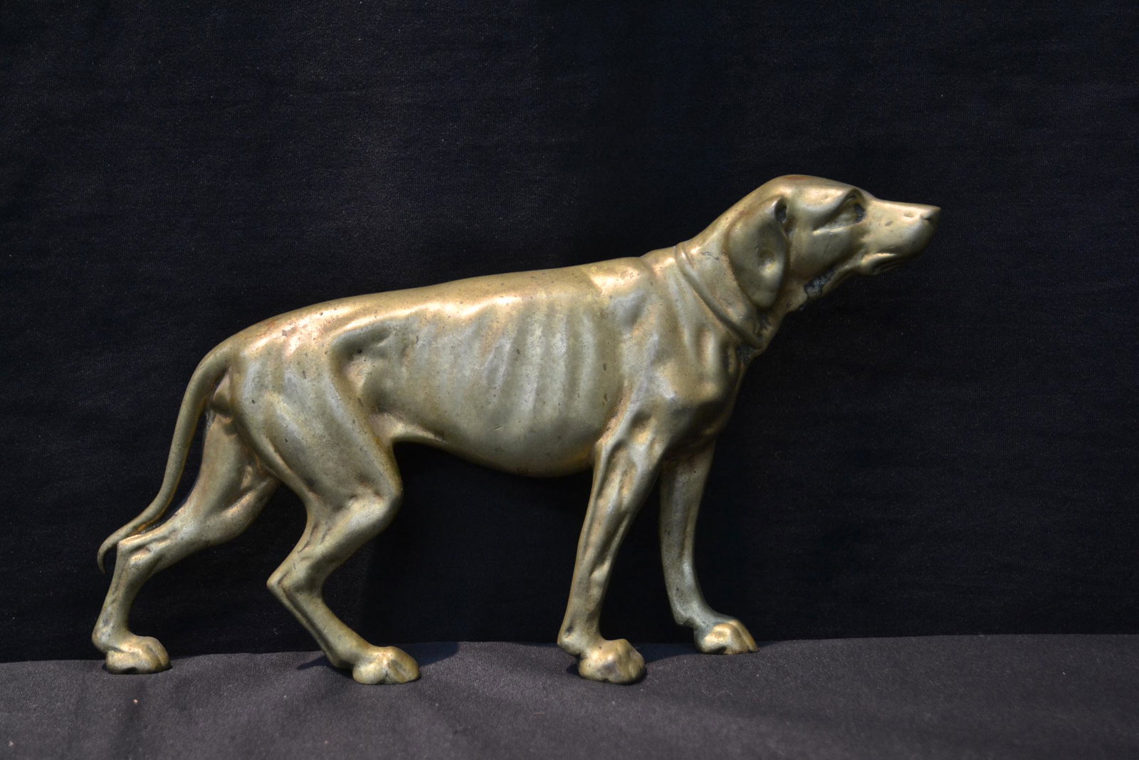 BRASS DOG DOORSTOP - 7" x 10": BRASS DOG DOORSTOP - 7" x 10"
