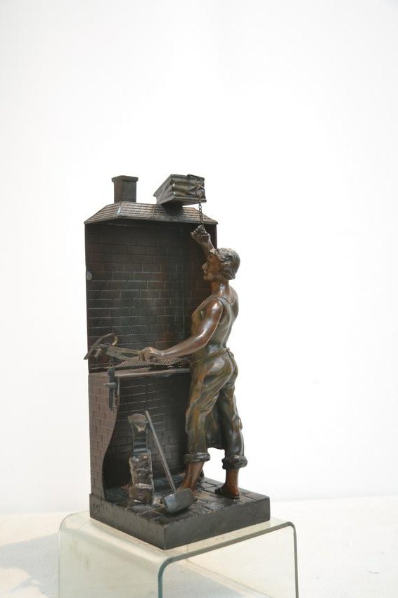AFTER FRANCOIS ROGER , PATINATED SCULPTURE: DEPICTING "BLACKSMITH AT THE FORGE" , SIGNED ROGER - 6" x 6" x 16"