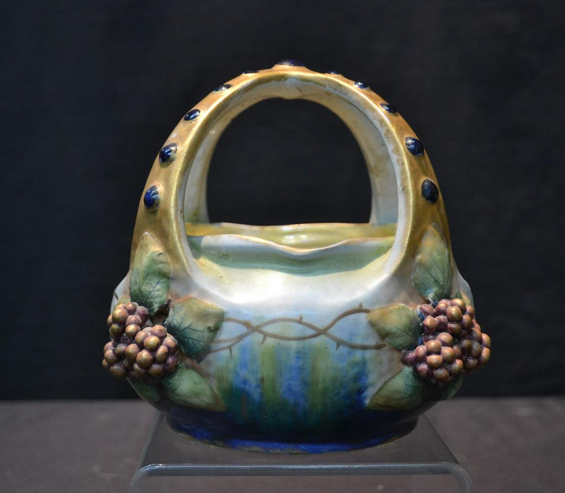 AMPHORA GRAPE CLUSTER BASKET: AMPHORA PORCELAIN BASKET WITH RAISED GRAPES & (4) CONNECTING HANDLES - 7" x 7 1/2"