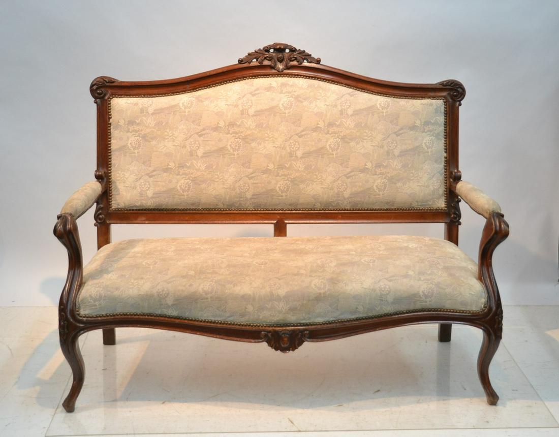 MAHOGANY UPHOLSTERED SETTEE: CARVED MAHOGANY UPHOLSTERED SETTEE 54" x 22" x 44"