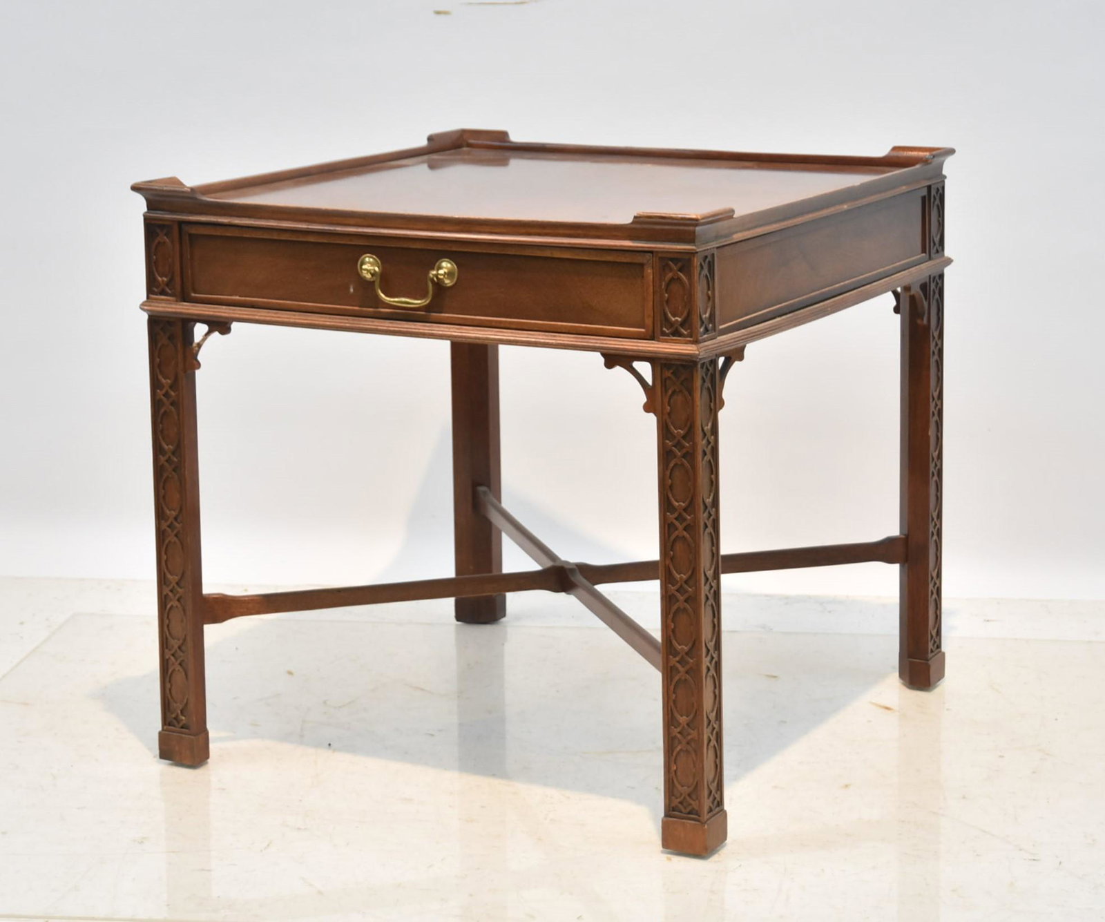 BAKER MAHOGANY SIDE TABLE: BAKER CHINESE CHIPPENDALE STYLE MAHOGANY END TABLE - 26" x 26" x 25"