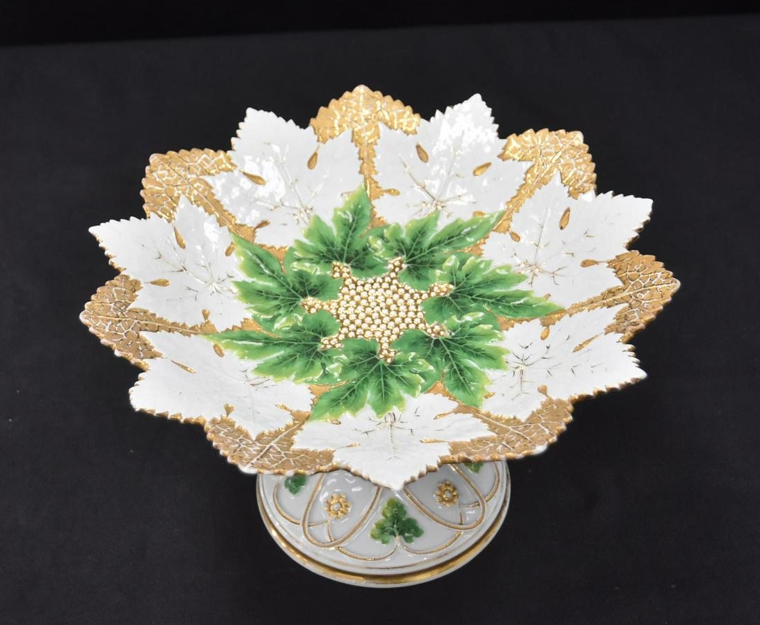 MEISSEN PORCELAIN TAZZA - 10 1/2" x 6 1/2": MEISSEN PORCELAIN TAZZA - 10 1/2" x 6 1/2"
