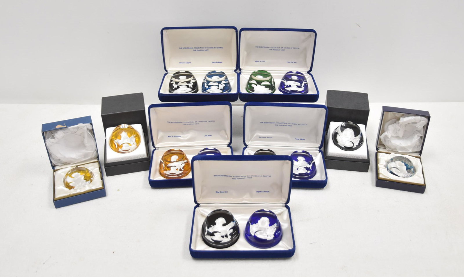 (14) BACCARAT & D'ALBRET CAMEO PAPERWEIGHTS: INCLUDING BICENNTENNIAL COLLECTION OF WORLD LEADERS SUCH AS MARQUIS de LAFAYETTE , GEORGE WASHINGTON, ADMIRAL de GRASSE , JOHN PAUL JONES,JEAN-JACQUES ROUSEAU , THOMAS JEFFERSON, KING LOUIS XVI , BENJ