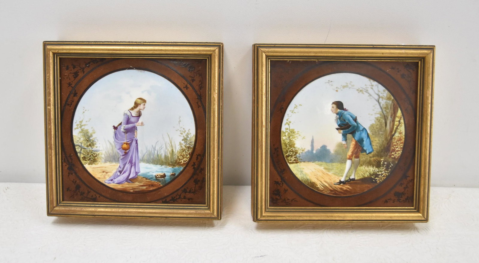 (Pr) MINTON HOLLINS & Co. PORCELAIN TILES: (Pr) HAND PAINTED FIGURAL SCENE PORCELAIN TILES BY MINTON HOLLINS & Co. STOKE ON TRENT ENGLAND - 6 1/4" x 6 1/4"