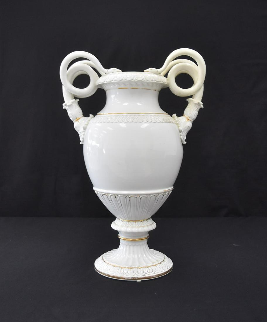 LARGE MEISSEN SNAKE HANDLE URN (1 of 7)