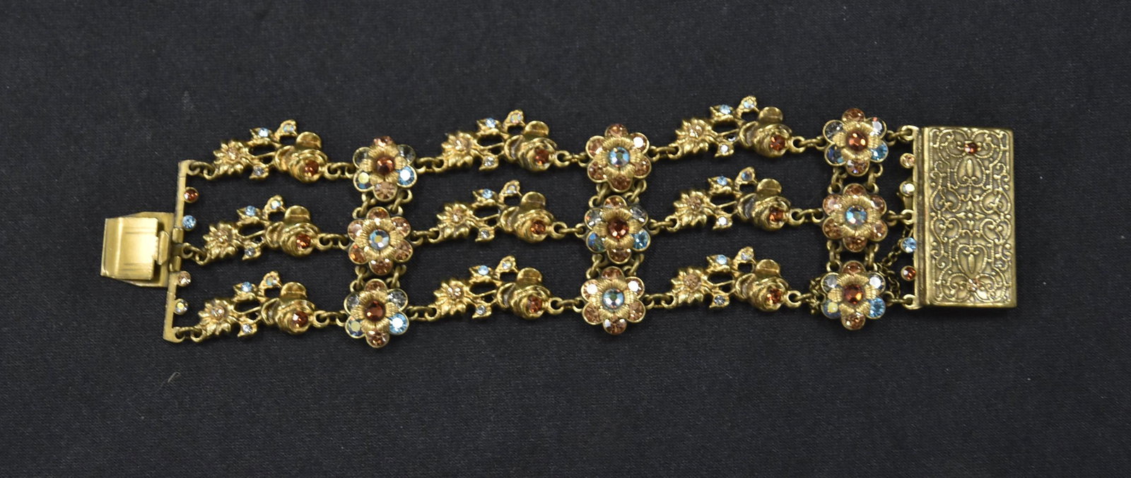 MICHAL NEGRIN JEWELED BRACELET: 2" x 7"