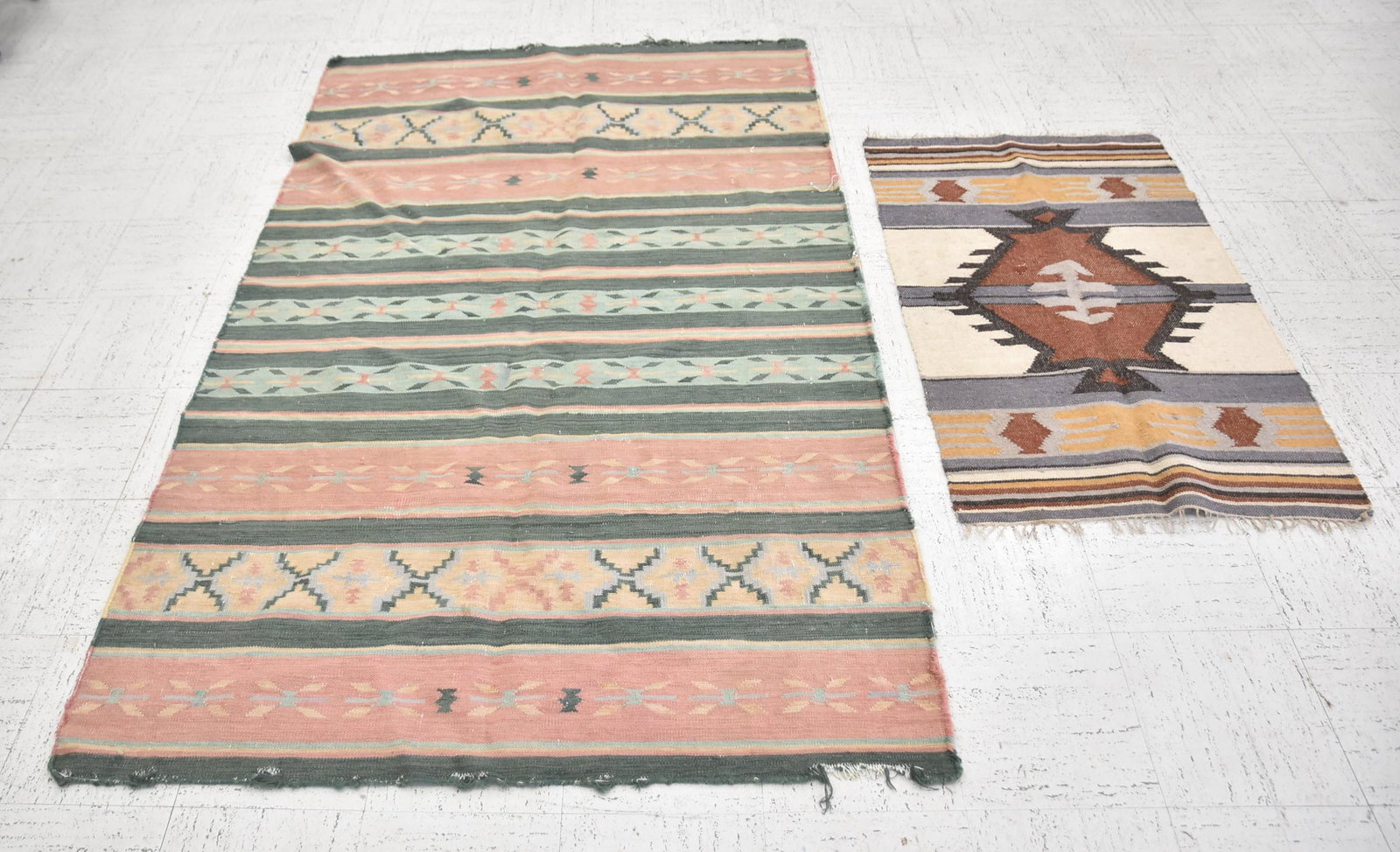 (2) SOUTH WESTERN RUGS: 4' 9" x 7' 6" / 2' 8" x 4' 2"