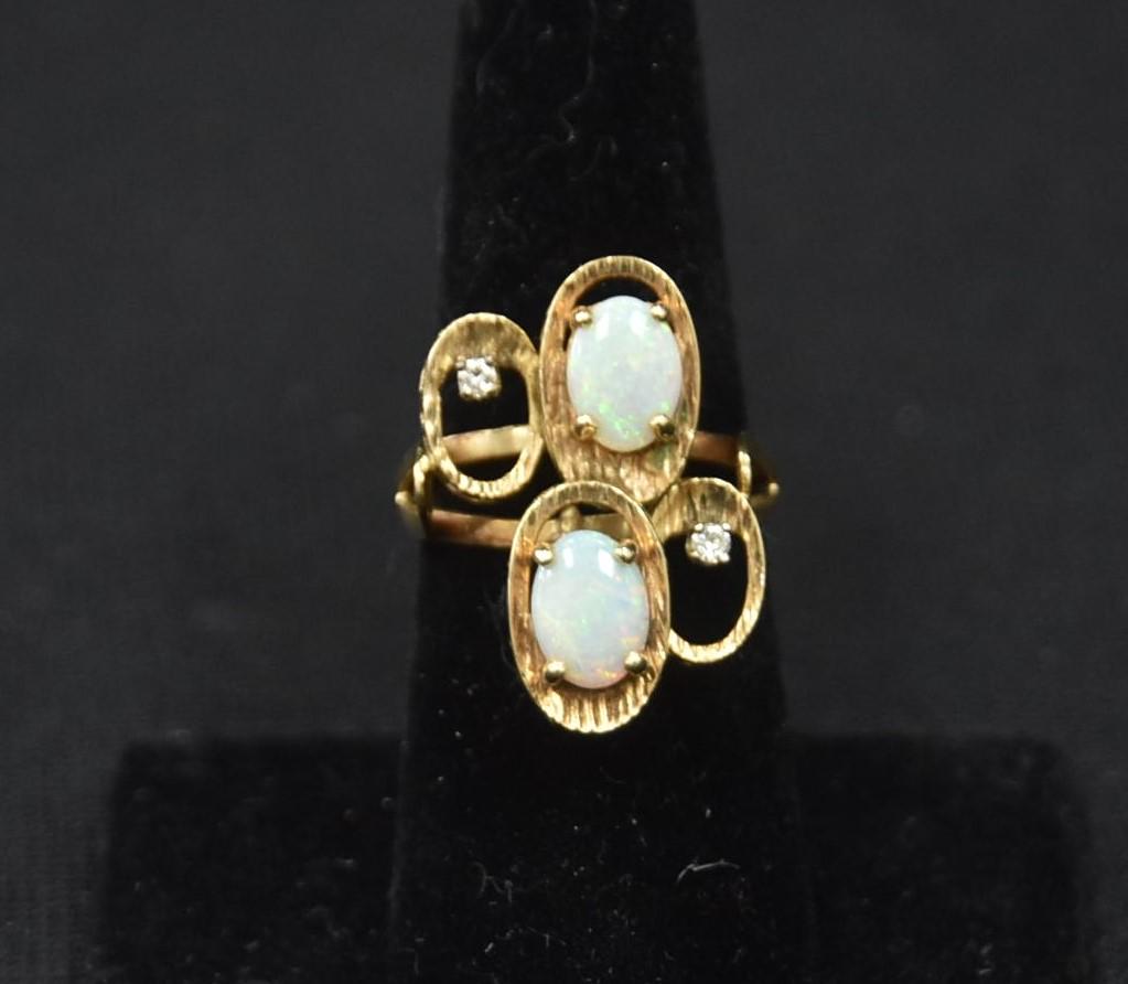 14kt DIAMOND & FIERY OPAL RING (1 of 9)