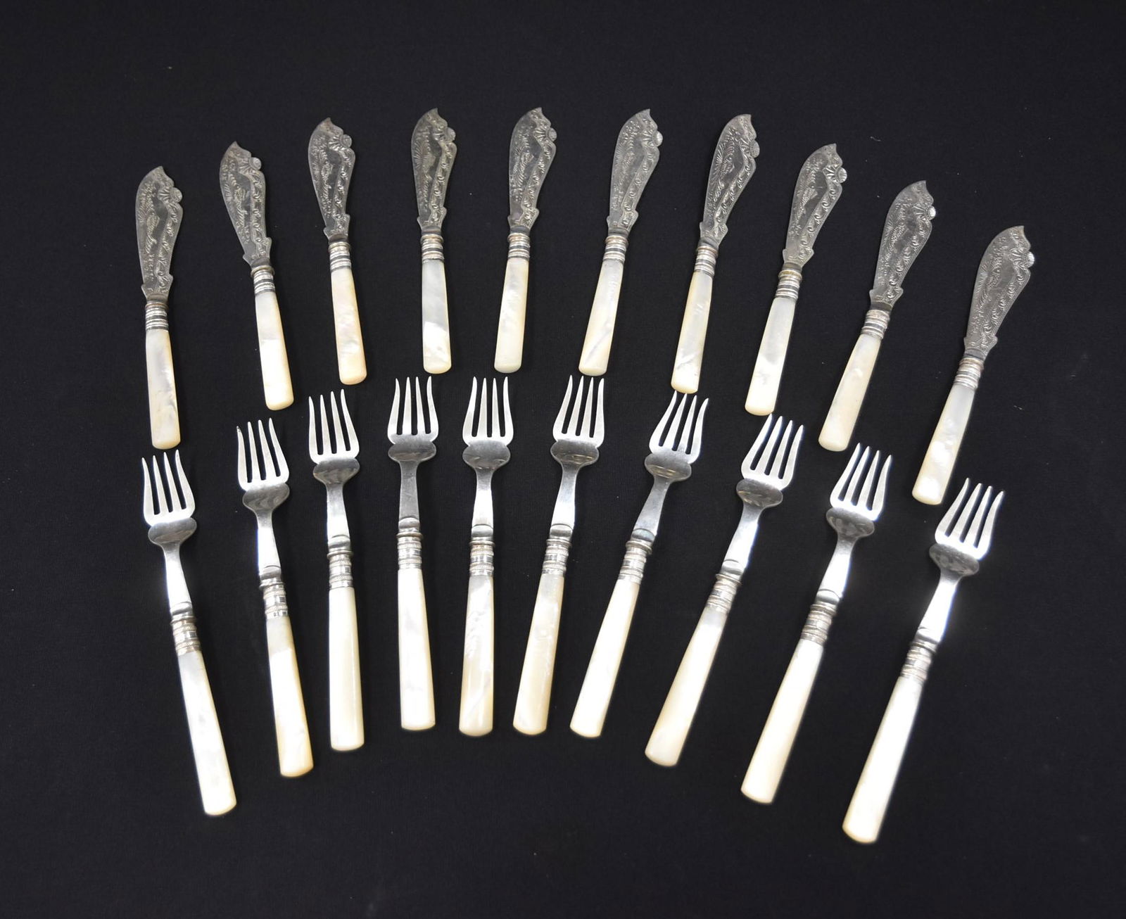 GERMAN SILVER & MOTHER OF PEARL FISH SET (1 of 11)