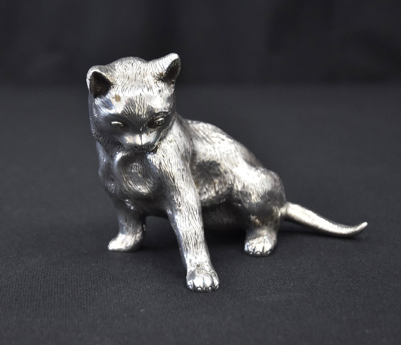 SOLID STERLING SILVER CAT (1 of 9)