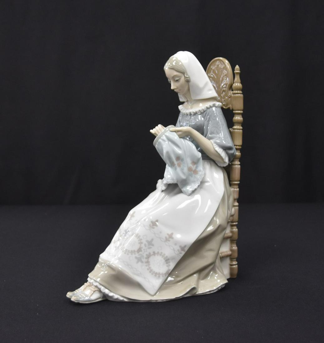 LLADRO INSULAR EMBROIDERESS FIGURINE (1 of 10)