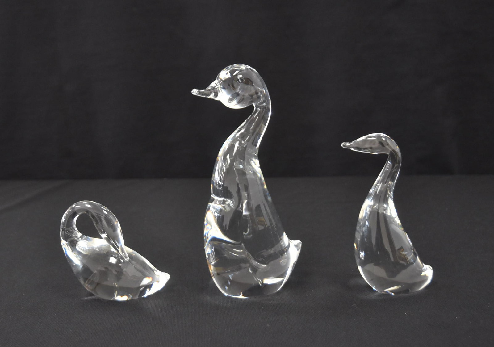 (3) STEUBEN CRYSTAL DUCKS: LARGEST IS 3 1/2" x 2 1/2" x 8"