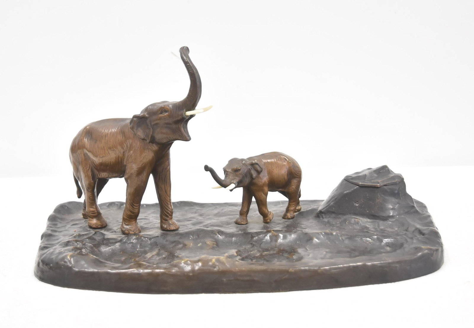 VIENNA AUSTRIAN BRONZE ELEPHANT INKWELL (1 of 11)