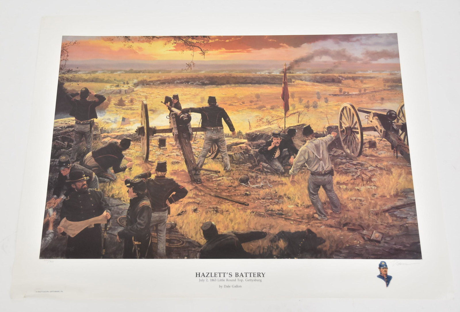 DALE GALLON CIVIL WAR PRINT "HAZLETTS BATTERY": DALE GALLON (AMERICAN,20thC-201st) AMERICAN CIVIL WAR PRINT , HAND SIGNED DALE GALLON , 1985 & NUMBERED 335/950 ; WITH CERTIFICATE OF AUTHENTICITY - 34" x 25" OVERALL (SLIGHT MOISTURE LOWER LEFT)