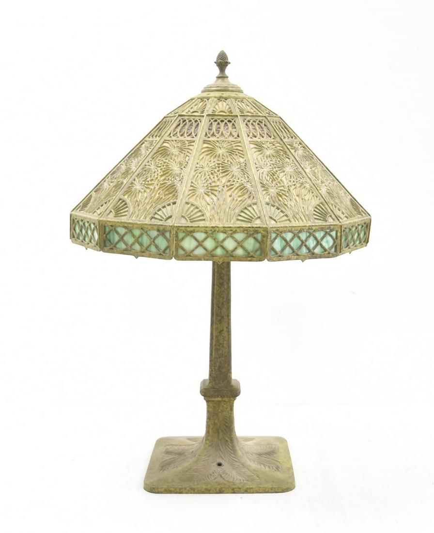 LARGE B & H SLAG GLASS FROG SKIN TABLE LAMP (1 of 18)