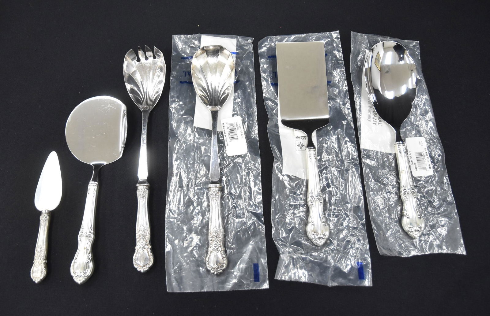 (6) STERLING SILVER HANDLE SERVING PIECES (1 of 10)