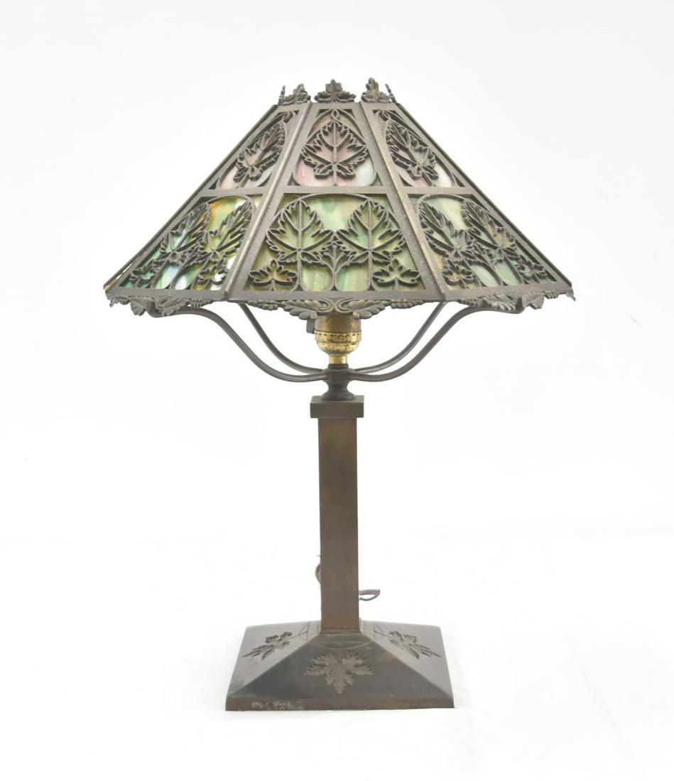 8-PANEL B & H MULTI COLOR SLAG GLASS TABLE LAMP (1 of 17)