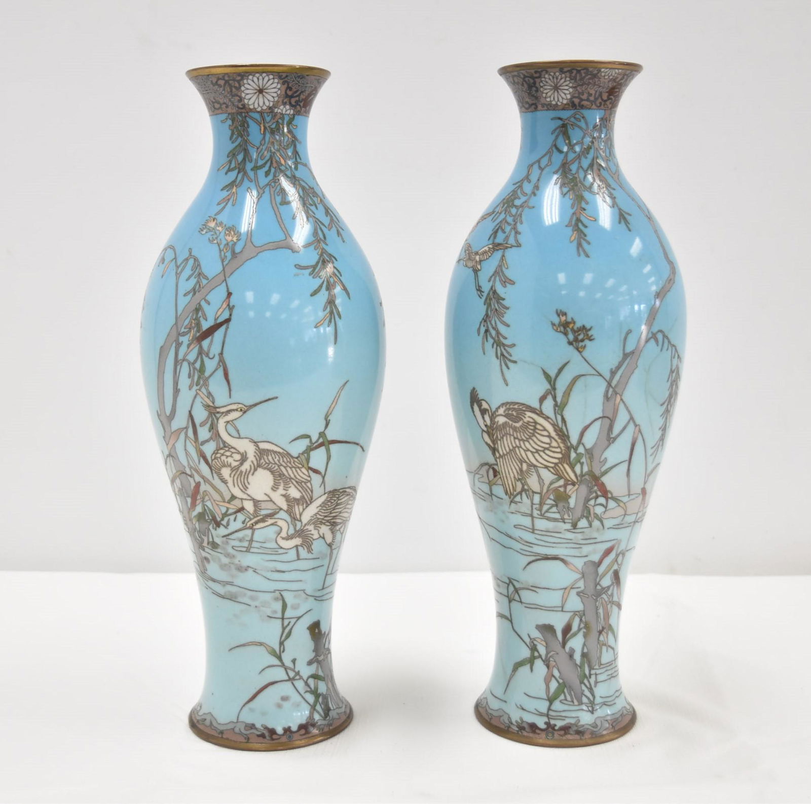 (Pr) CLOISONNE AESTHETIC STYLE VASES (1 of 18)