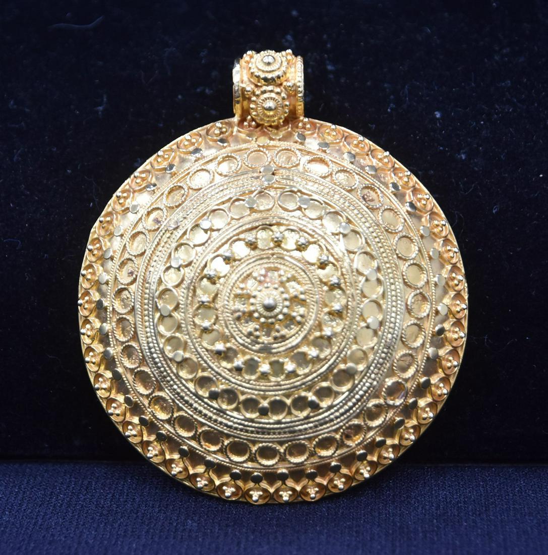 22kt GOLD BYZANTINE STYLE PENDANT (1 of 11)