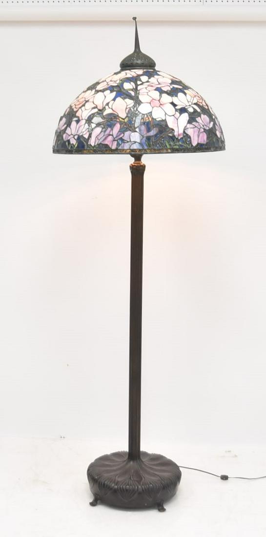 LARGE MAGNOLIA PATTERN LEADED GLASS FLOOR LAMP (1 of 20)