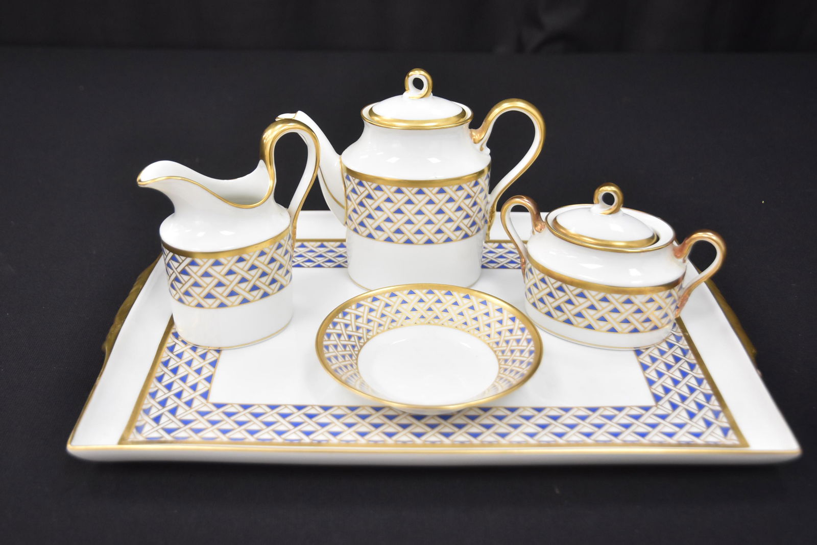 RICHARD GINORI , ITALY PORCELAIN TEA SET SERVICE (1 of 12)