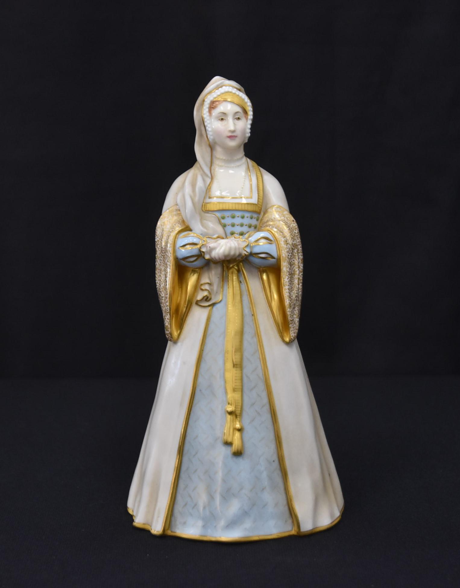 ROYAL WORCESTER ANNE BOLEYN FIGURINE (1 of 8)
