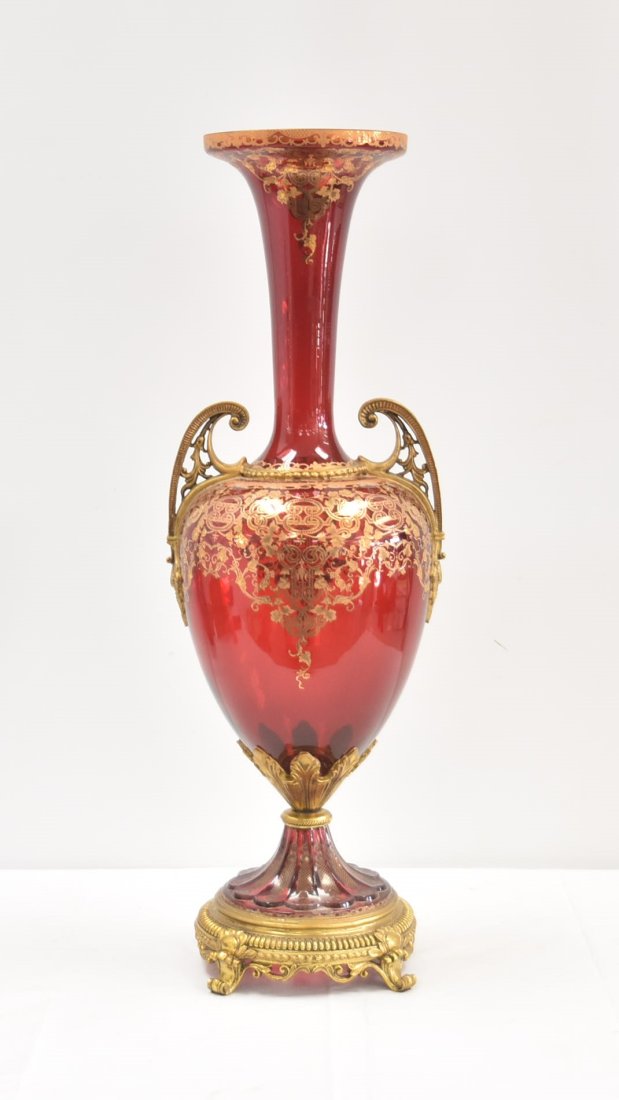 LARGE RED & GOLD DECORATED GLASS VASE (1 of 13)