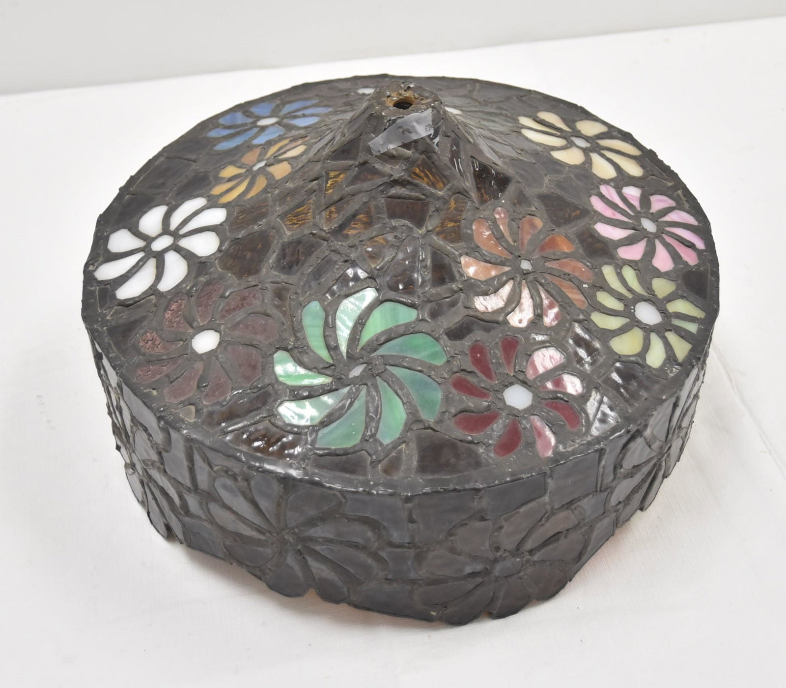 MULTI COLOR LEADED GLASS DOGWOOD PATTERN SHADE: DOGWOOD PATTERN" MULTI COLOR LEADED GLASS LAMP SHADE WITH MULTIPLE COLORS OF DOGWOOD FLOWERS - 14" x 8 1/2