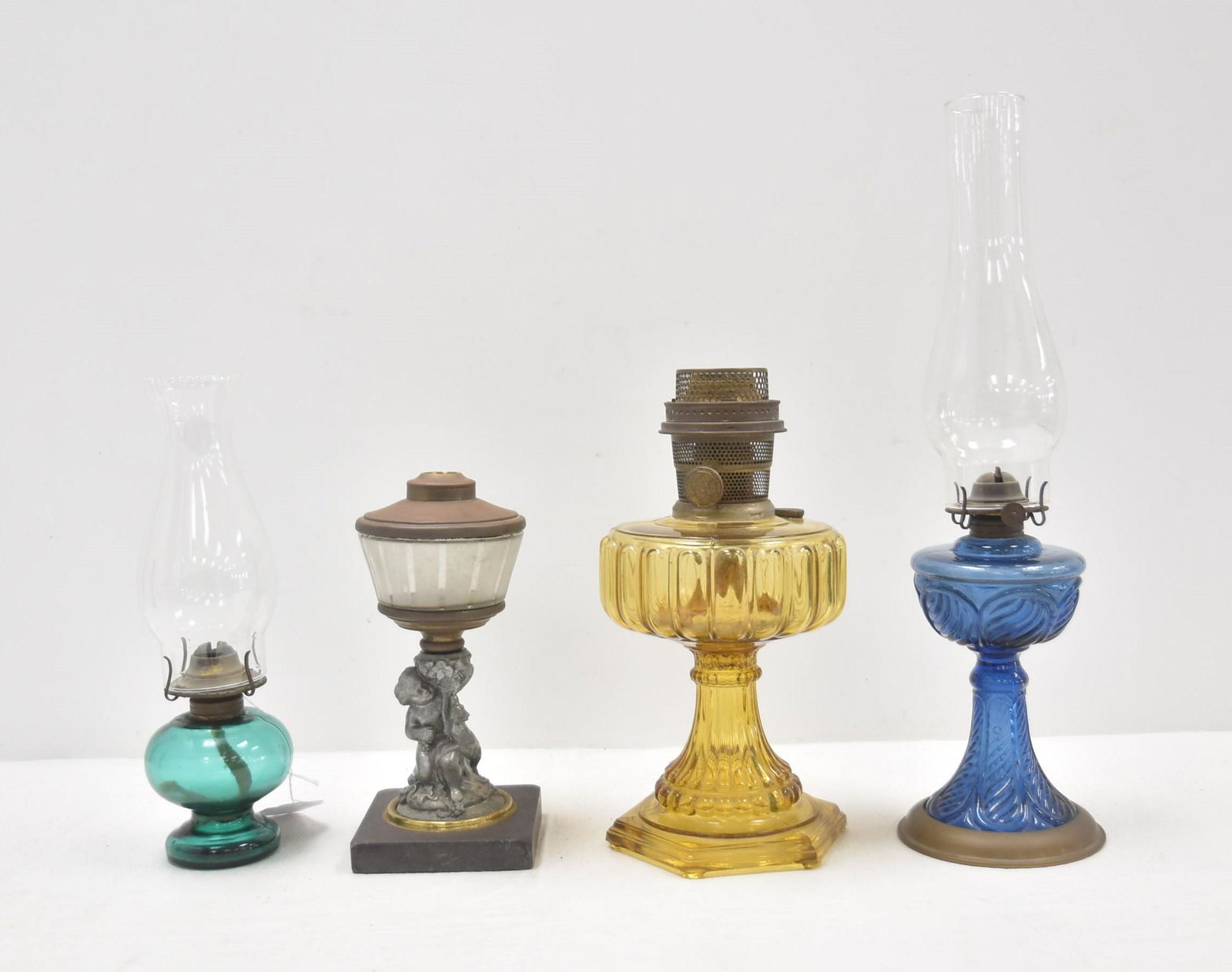 Stained glass oil lamp deals