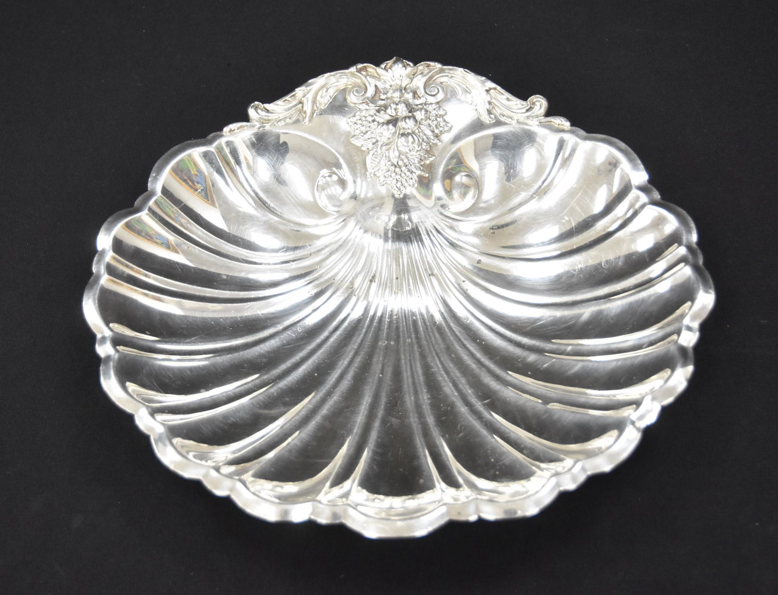 STERLING SILVER SHELL FORM DISH (1 of 11)
