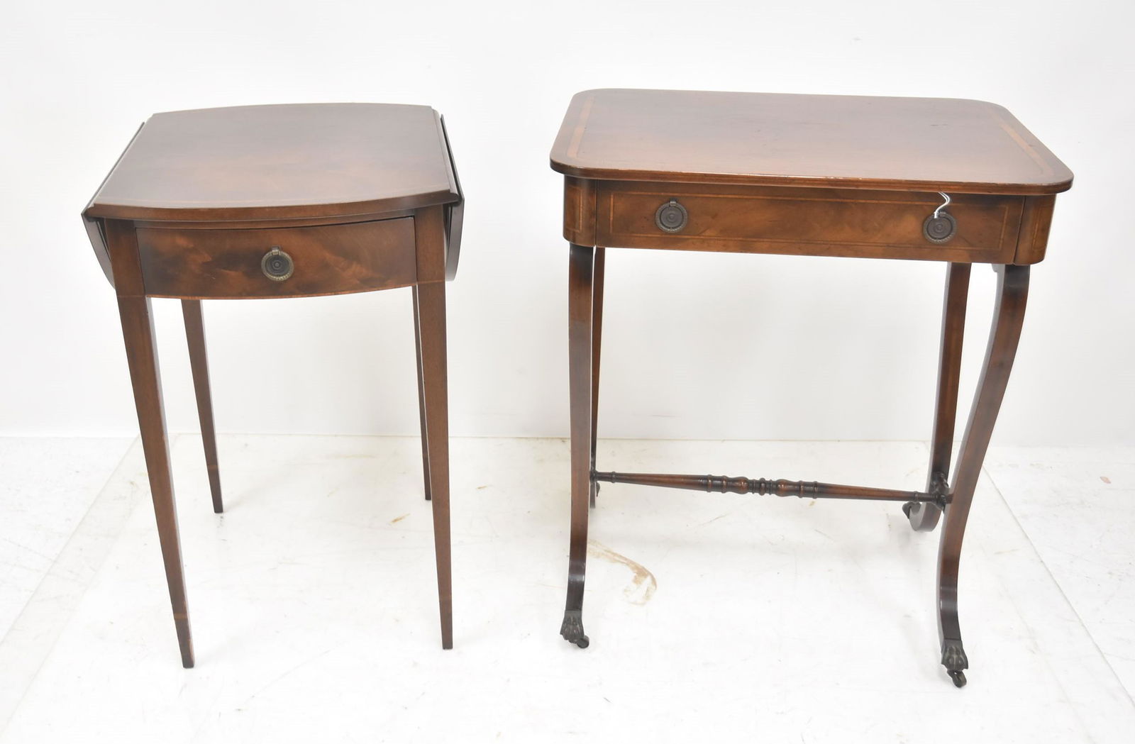 (2) BEACON HILL MAHOGANY SIDE TABLES (1 of 20)