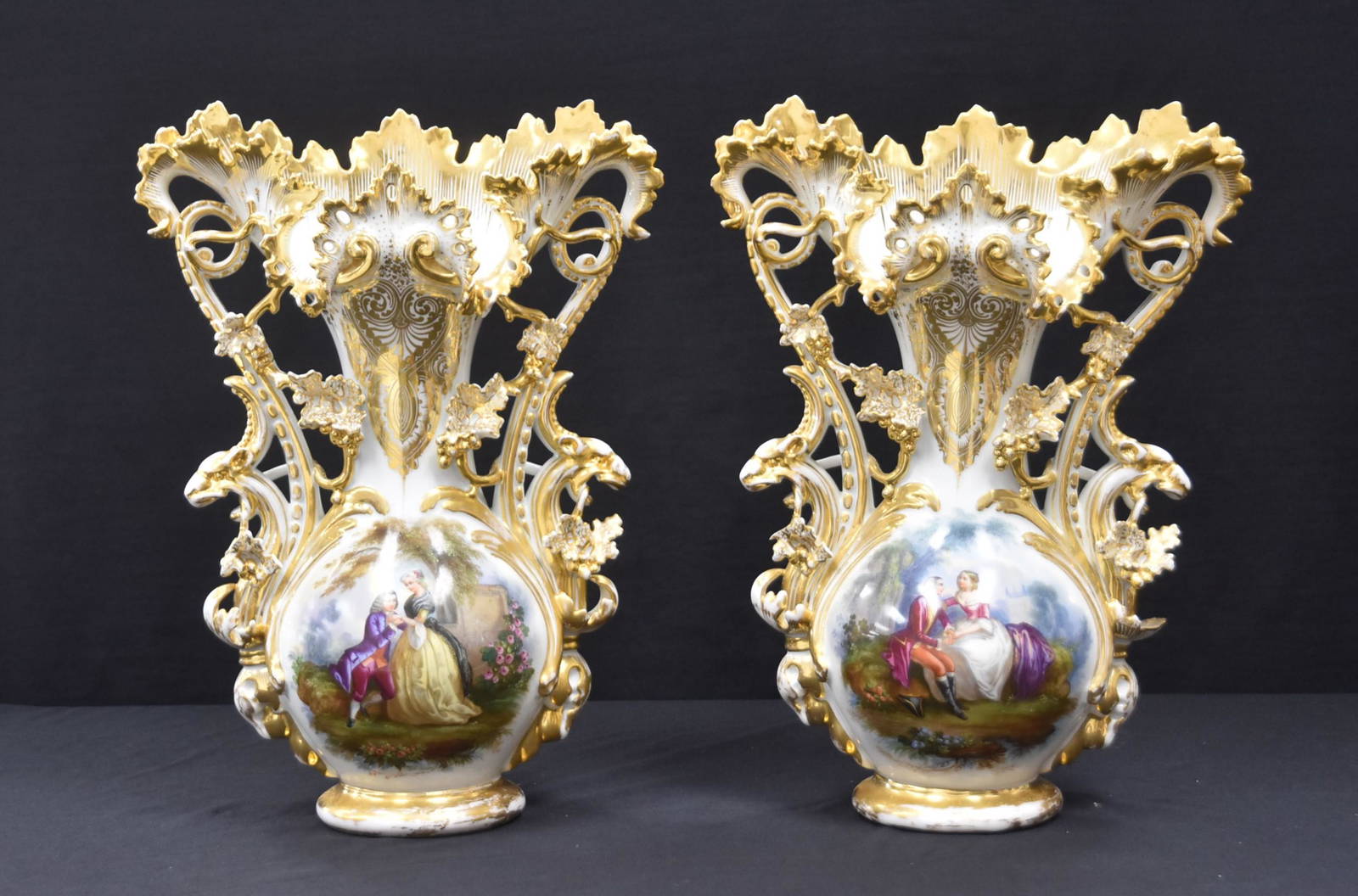 (pr)) Fine Paris Porcelain White & Gold Vases Auction