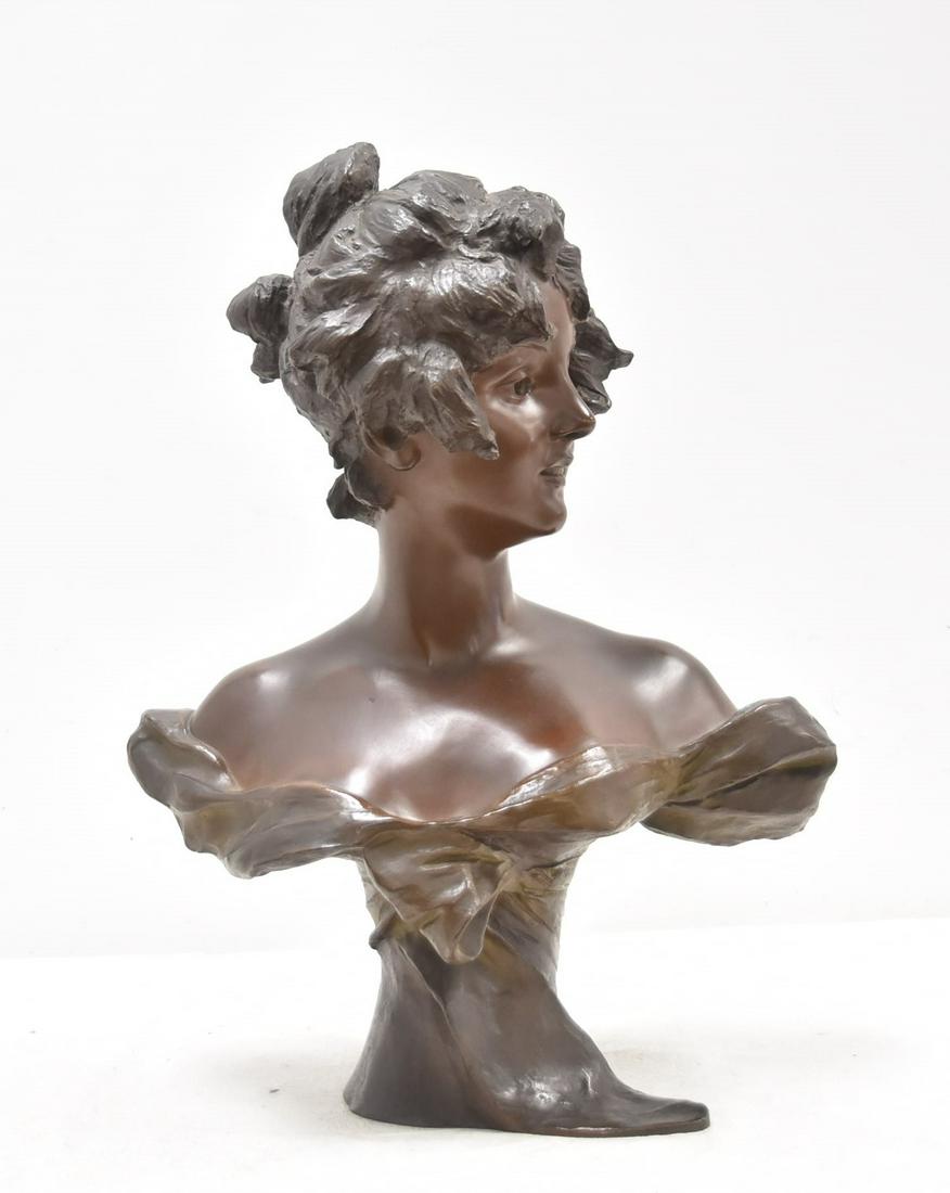 GEORGES VAN DER STRAETEN , ART NOUVEAU BUST: GEORGES VAN DER STRAETEN (BELGUIM / FRANCE, 1856-1928) ART NOUVEAU BRONZE PROFILE BUST OF WOMAN , SIGNED VAN DER STRAETEN , WITH SOCIETE de PARIS FOUNDRY - 19" x 11" x 24"
