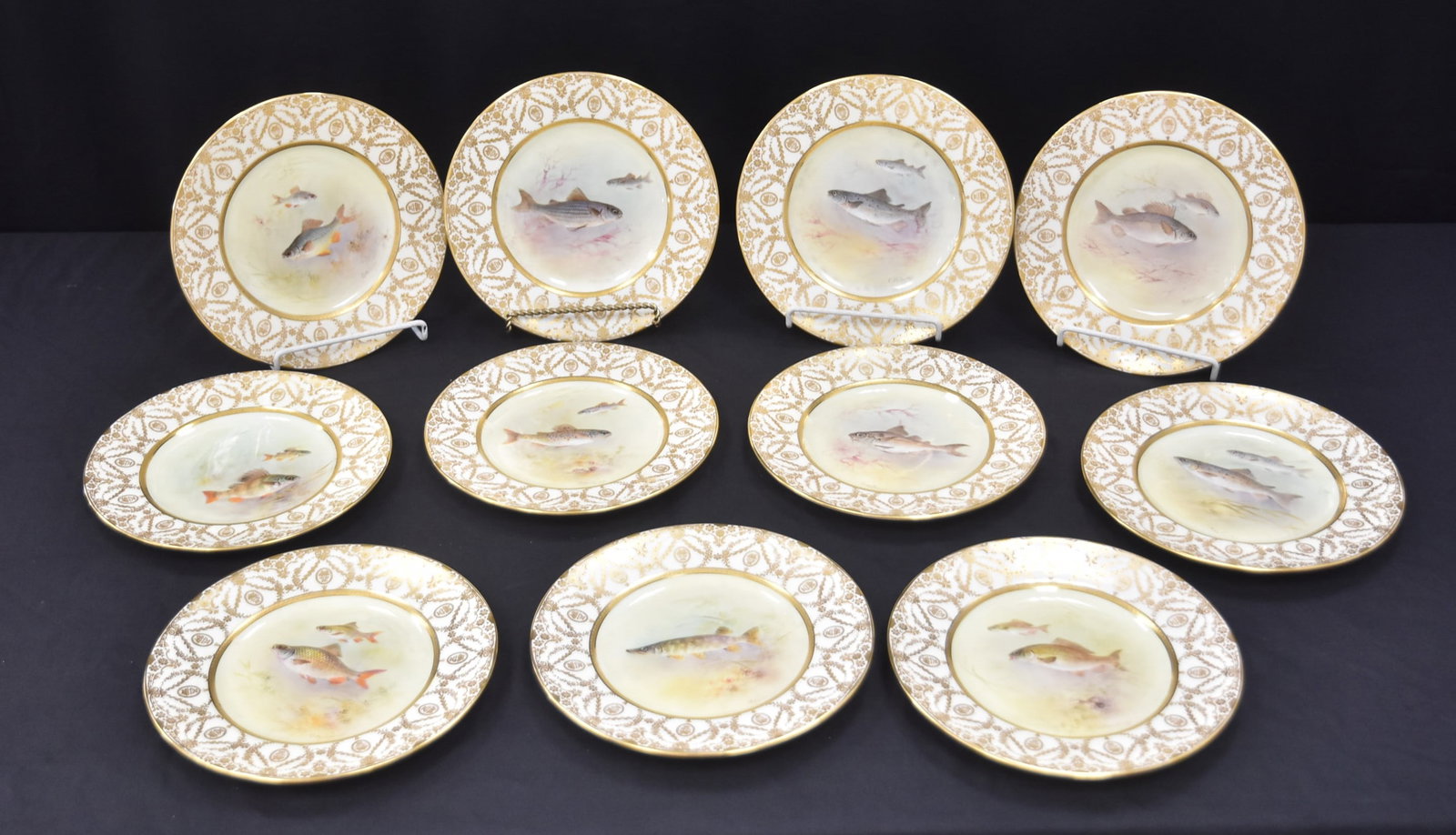 (11) HAND PAINTED ROYAL DOULTON FISH PLATES (1 of 15)