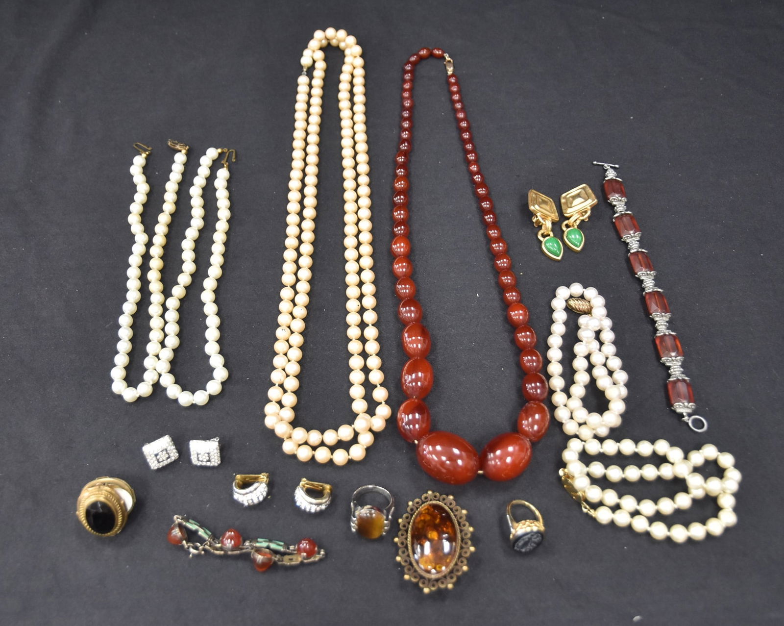 ASSORTED COSTUME BEADS , EARRINGS & RINGS (1 of 11)