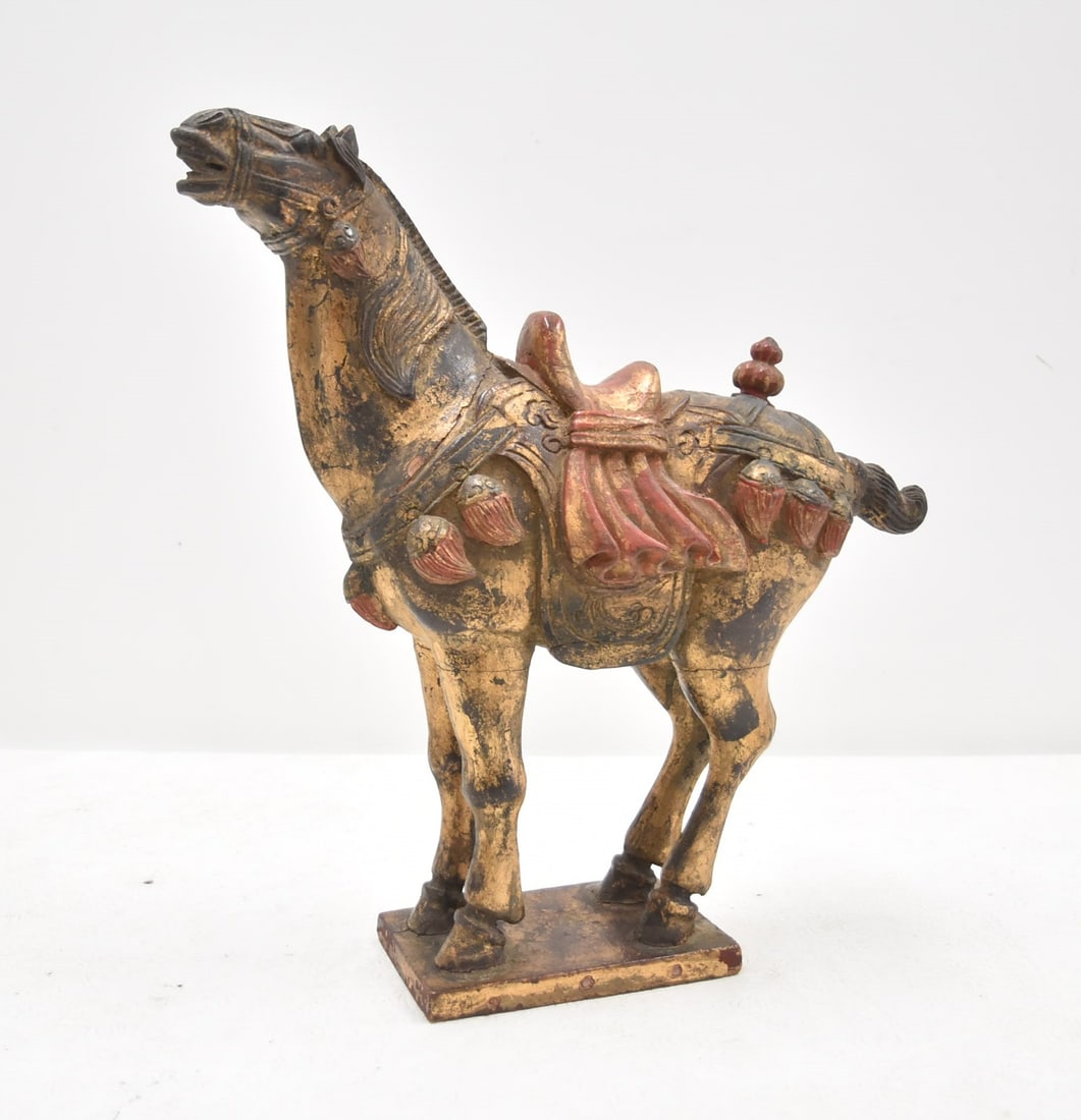ANTIQUE POLYCHROMED CARVED WOOD TANG HORSE (1 of 14)