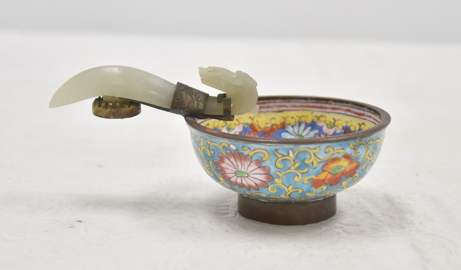 CHINESE ENAMEL BOWL WITH JADE HANDLE (1 of 11)