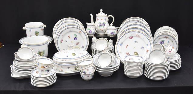 RICHARD GINORI , "ITALIAN FRUITS" CHINA DINNER SET: (140)pc RICHARD GINORI " ITALIAN FRUITS" / "ANTICO DOCCIA" CHINA DINNER SET SERVICE WITH SERVING PIECES CONSISTING OF (29) DINNER PLATES - 10 1/4" D , (21) SALAD PLATES , (9) CAKE PLATES , (20) CUPS &