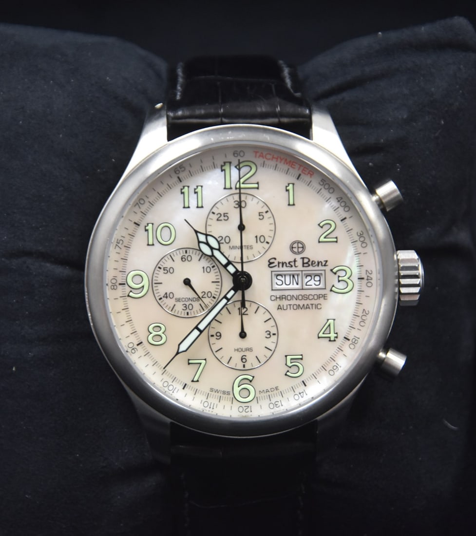 ERNST BENZ CHRONOSCOPE WATCH: ERNST BENZ AUTOMATIC CHRONOSCOPE CHRONOGRAPH WATCH WITH 47mm STAINLESS STEEL CASE ; AUTOMATIC VALJOUX 7750 ; INCABLOC GLUCYDUR BALANCE , NIVAROX ALLOY HAIRSPRING ; WITH HOURS ; MINUTES SECONDS , DAY D