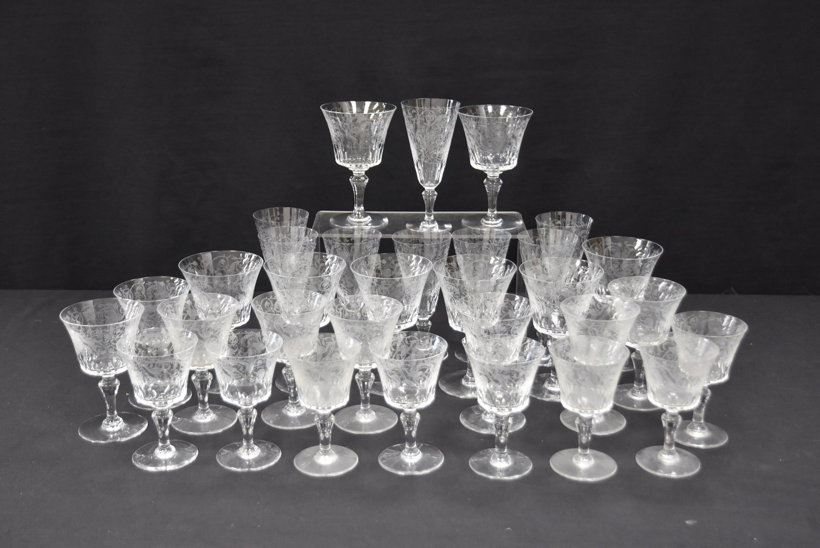 (32) BACCARAT "PARME" STEMWARE GLASSES: (32) "PARME" PATTERN BY BACCARAT ETCHED STEMWARE GLASSES ;(4) SIZES OF WINE , PORT , SHERRY GLASSES (8) ARE 3" x 6 1/2" ; (8) 4" x 6" ; (8) 3 1/2" x 3" ; (8) 3" x 5"