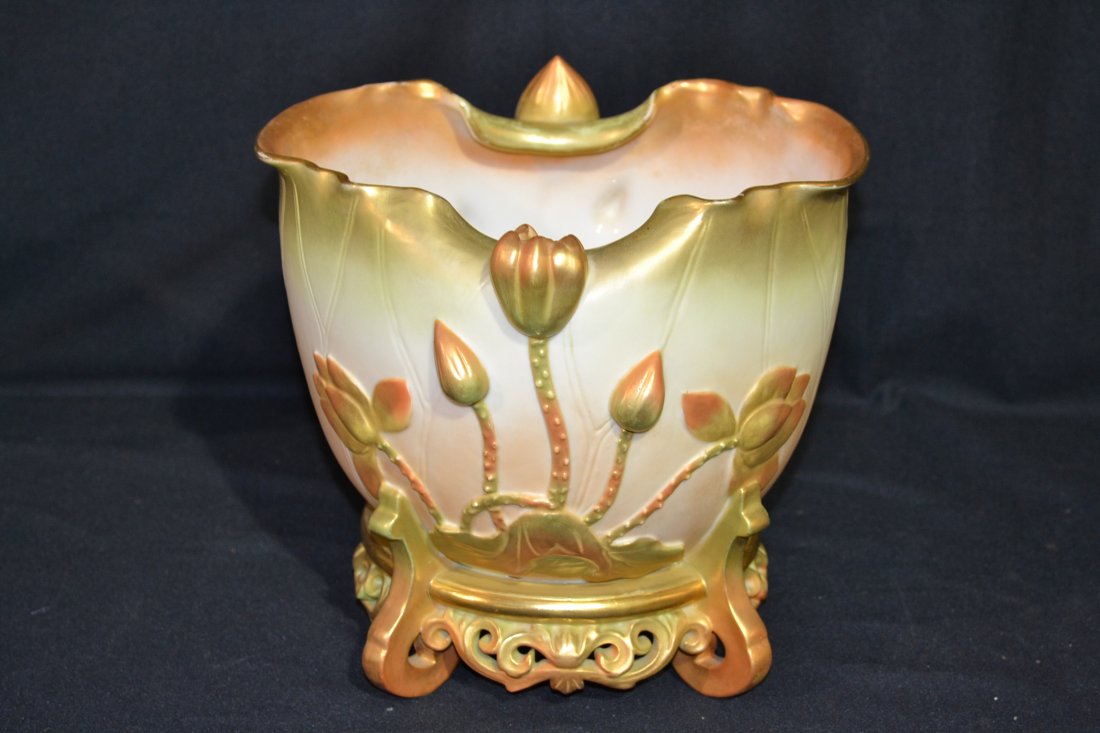 ROYAL WORCETER JARDINIERE WITH LILLIES -: 9 1/2" x 8 1/2"