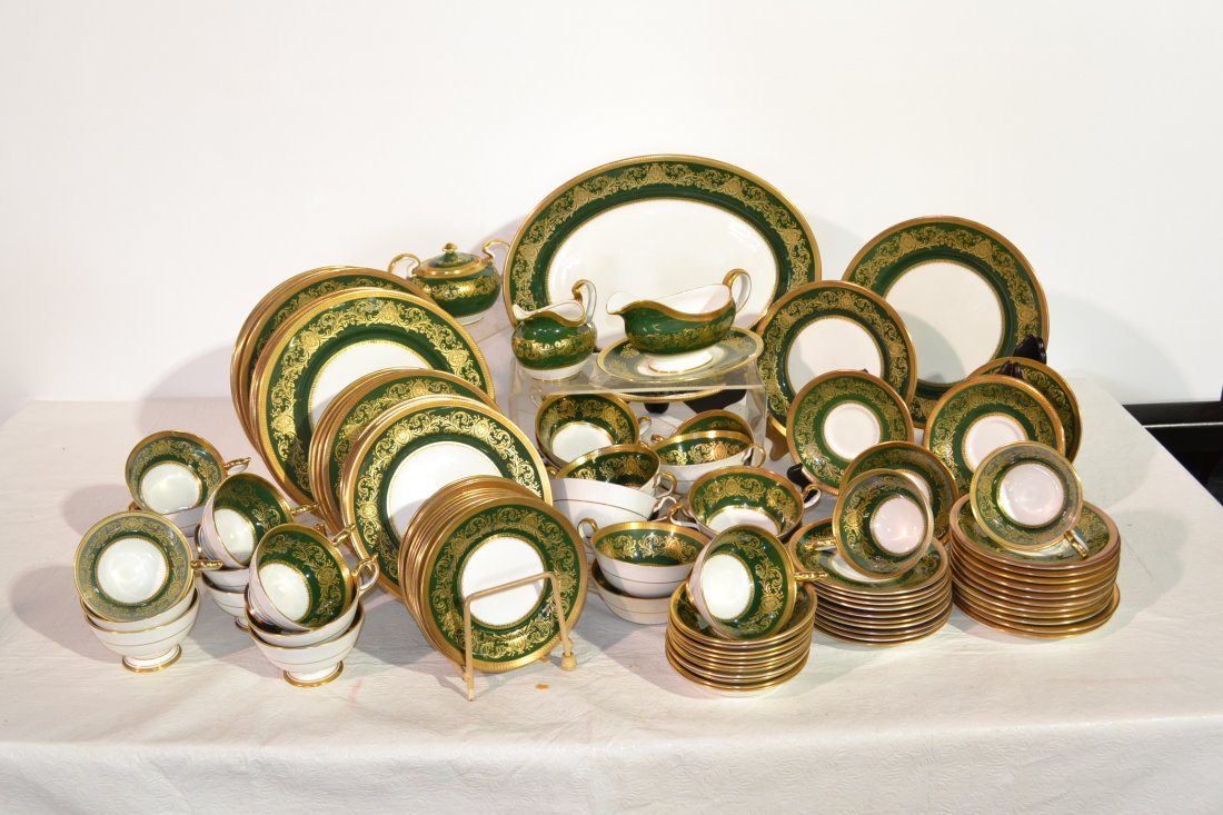 (103)pc ANSLEY ENGLAND BONE CHINA "IMPERIAL: GREEN" DINNER SET - CONSISTS OF THE FOLLOWING (12) DINNER PLATES , LUNCHEON PLATES , CREME SOUP SAUCERS ( 6 1/4") , BERRY BOWLS , (11) CAKE PLATES , (13) CREME SOUPS , (11) SAUCERS (5 3/4"), (15) CUPS